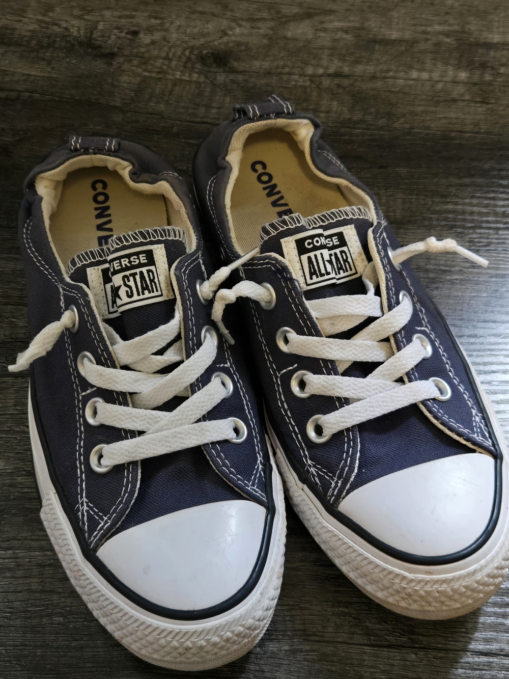 Women's Chuck Taylor Shoreline Slip Ons